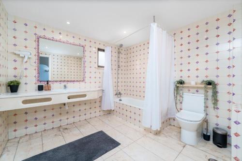 404 - Oura - 2 Bedroom - Sea View