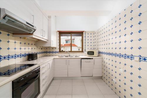 404 - Oura - 2 Bedroom - Sea View
