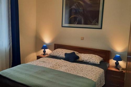 Apartments with parking space Skrbcici, Krk - 25009