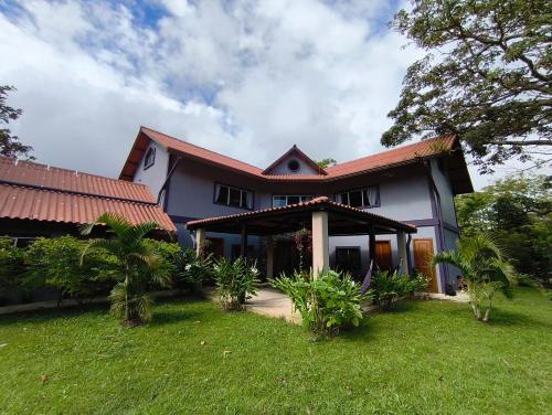 Casa Morada