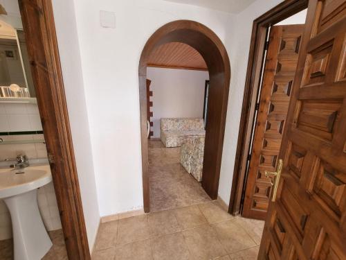 Koupelna v ubytování Casa de vacaciones a 700m de la playa con piscina privada - HISP-236-183