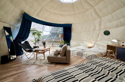 Glampseason