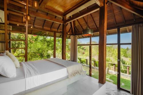 Postel nebo postele na pokoji v ubytování Ocean Bay Retreat