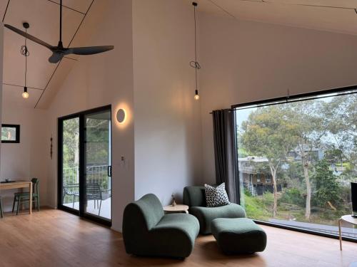 พื้นที่นั่งเล่นของ Perch Lorne