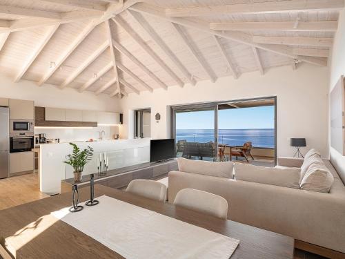 Casa Domenica, 2 bedroom seaside home