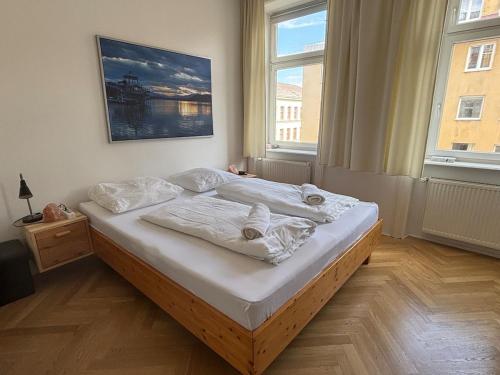 Viennese charm near the main train station for 2-4 people