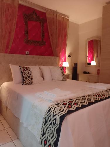 Spacious Fully equipped apt Dora Holidays By the sea at Flogita Beach