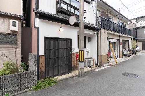 蛮子民宿二条丸太町