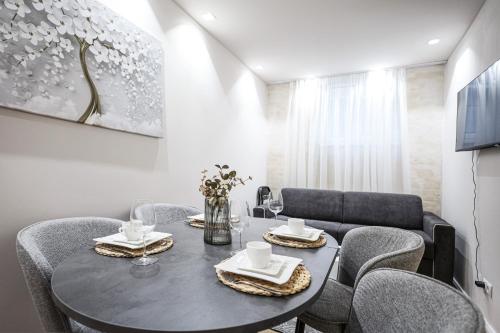 2 BDR - Apartment Saphire, right near Schönbrunn Palace
