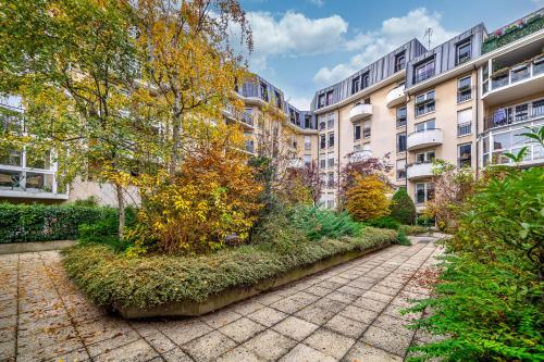 Secret Oasis in Bastille - Luxury & Serenity