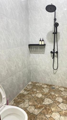 Ένα μπάνιο στο Candra Kost