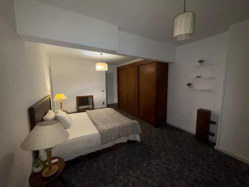 Cozy 2BR Apt Near WHO, Airport