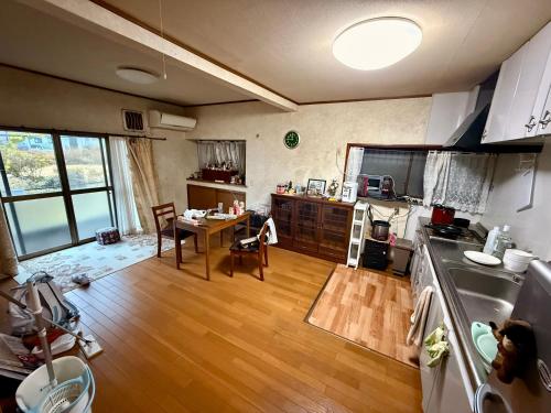 Nhà bếp/bếp nhỏ tại 桜の家