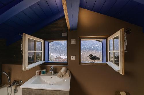 Koupelna v ubytování Micro-lodge, Le Petit Nid d'Amour