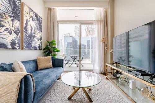 Elegant 1BR Apartment at DAMAC Vera in Business Bay