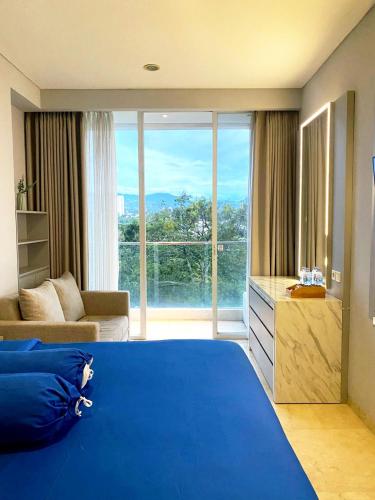 Giường trong phòng chung tại Art Deco Lux Apartment with Mountain View