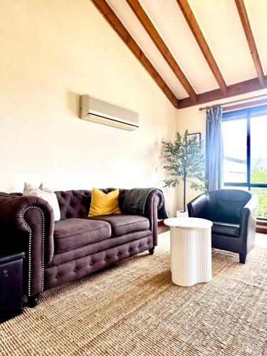 Afbeelding uit fotogalerij van Comfortable 2BR Home in Hallam in Hallam