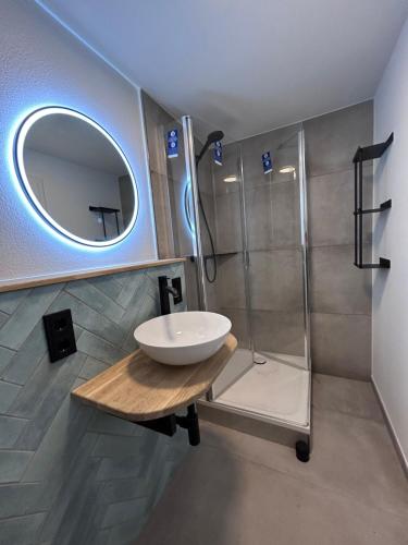 Ένα μπάνιο στο Chalet am Biggesee