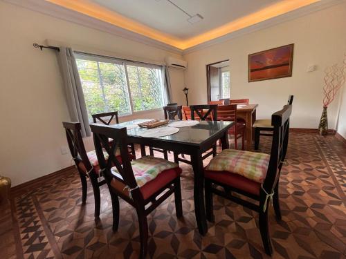 Platinum House Carrasco的休息区