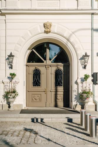 Hotel Altus Palace - Destigo Hotels — Facade/entrance