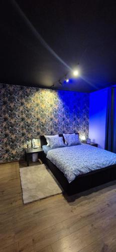 Ένα ή περισσότερα κρεβάτια σε δωμάτιο στο Apartament Na Rynku