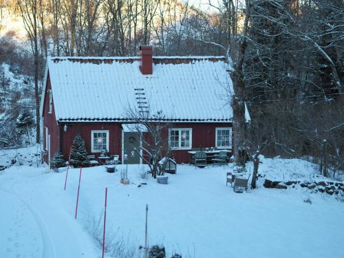 Το Charming Southern Style House Near Arendal τον χειμώνα
