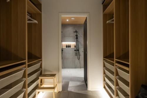 Ένα μπάνιο στο Villa Golden House