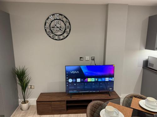 Et tv og/eller underholdning på The EcoStay Apartment