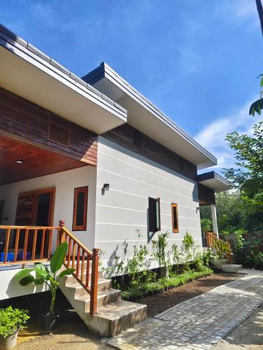 Φωτογραφία από το άλμπουμ του Bua sawan poolvilla kohlanta σε Ban Not (1)