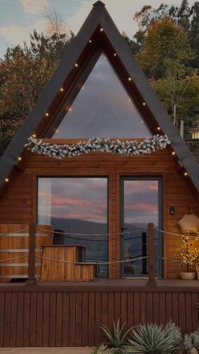 Budova, kde se chata nachází