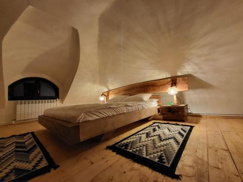 En eller flere senge i et værelse på Cerdacul cu Amintiri