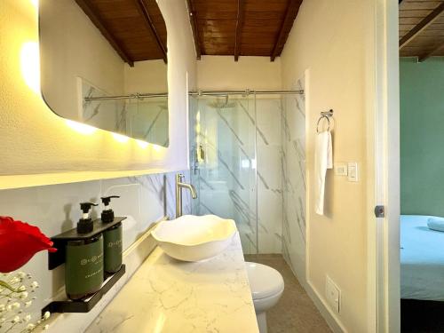 Koupelna v ubytování DUO BOUTIQUE HOTEL