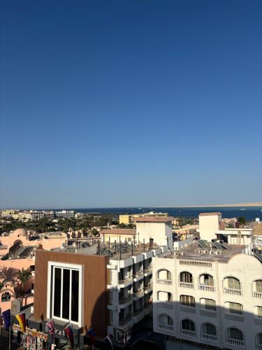 Bahia Hurghada City Center - Cozy & Cheap Serviced Apartment with sea view