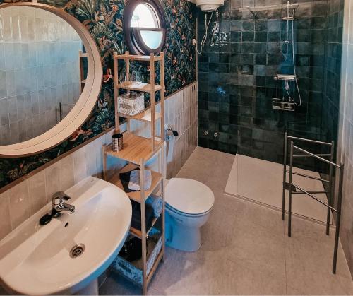 Ένα μπάνιο στο Finca Flamenco Holiday Suites Adults Only