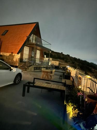 Umm Aljulud Cottages 01