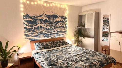 Ένα ή περισσότερα κρεβάτια σε δωμάτιο στο Room Pstina