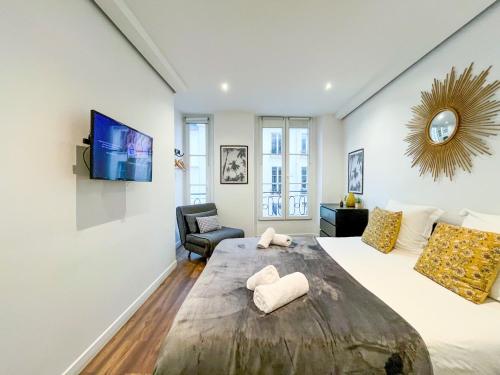 UrbanFlat 206 - Beautiful Studio in the center of Paris