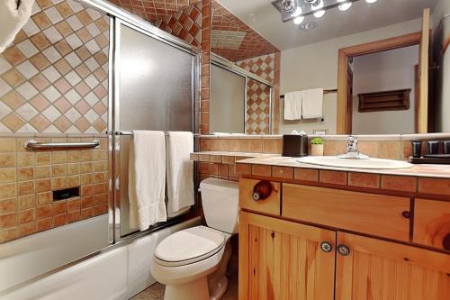 Timberline Condominiums 1 Bedroom Deluxe Unit C2F photo 3