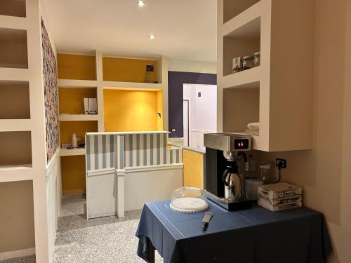 Η κουζίνα ή μικρή κουζίνα στο Don Carlo