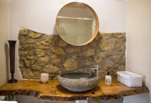 Ένα μπάνιο στο El Mirador de Armaño G-10235