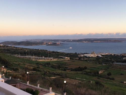 Φωτογραφία από το άλμπουμ του Panoramic Ocean Suite σε Nadur