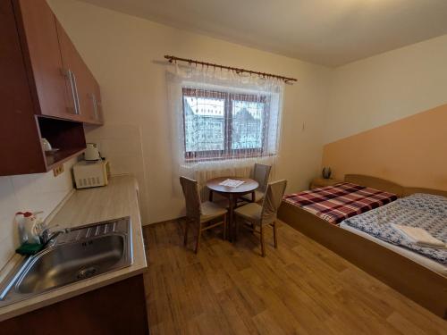 Φωτογραφία από το άλμπουμ του Penzion Pod Hradem σε Brandýs nad Orlicí