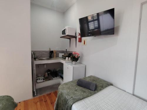 Η κουζίνα ή μικρή κουζίνα στο 19 On Hurd