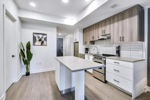 Kuchyň nebo kuchyňský kout v ubytování The Lennox - Corporate 1 Bedroom Rental in Ottawa 502