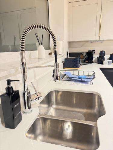 Φωτογραφία από το άλμπουμ του 2 Bedroom Central Reading - RG1 Highgrove Mews στο Ρέντινγκ