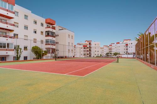 Moderno apartamento con piscina en Costa Adeje