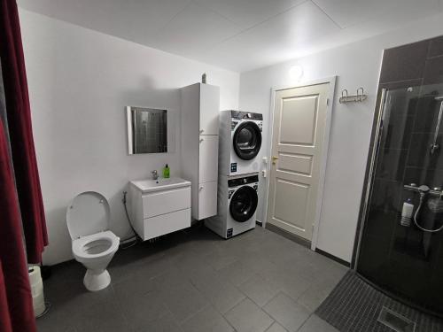 Ένα μπάνιο στο Central Apartament