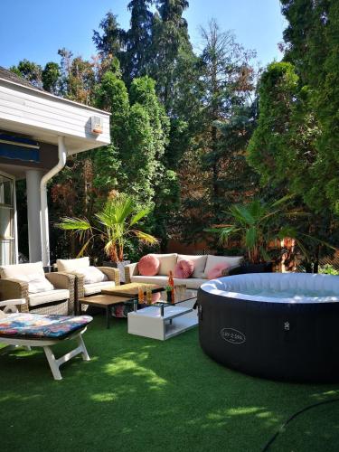 Ház a Tónál Villa Apartman