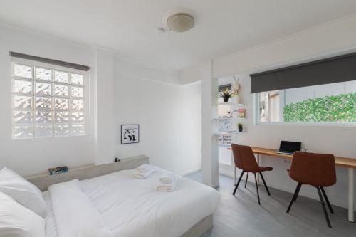 Top Floor Stunning Acropolis View