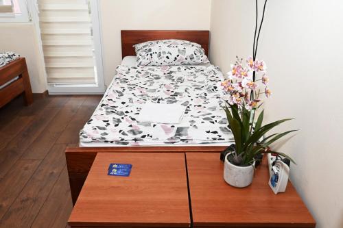 Ένα ή περισσότερα κρεβάτια σε δωμάτιο στο Hostel Prag Hill